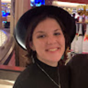 Meet your Posher, Madeline